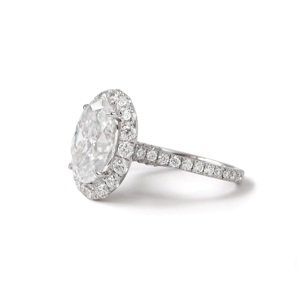 4.5ct Oval with halo and half eternity pavé band - Image 2