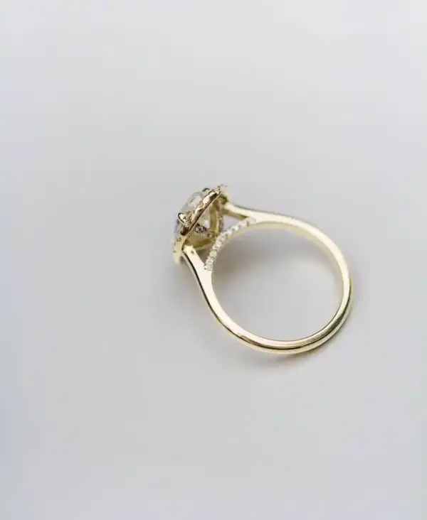 4ct oval 12x7mm with Halo