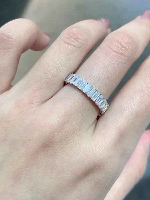 2x4mm Emerald Moissanite Full Eternity Band - Image 5