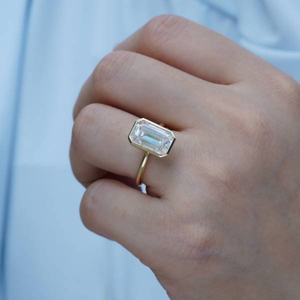 5ct Emerald Moissanite 8x13mm in a Bezel Setting - Image 2