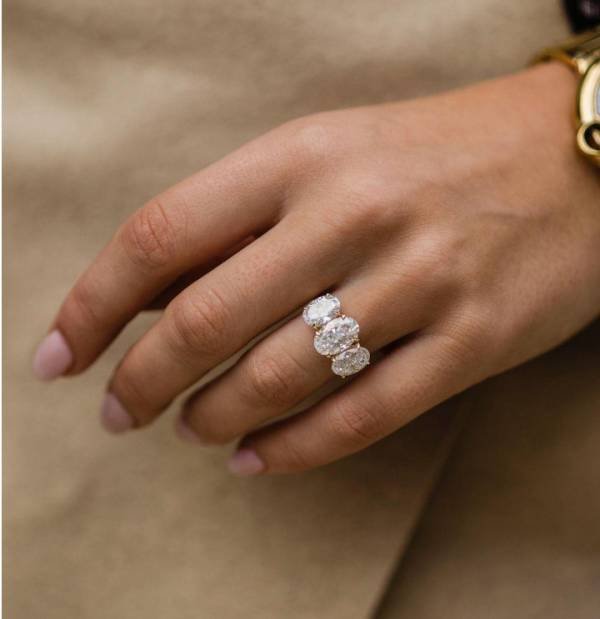 3CT crushed ice hybrid Oval Moissanite band with 2ct each side and double hidden halo Total of 7ct