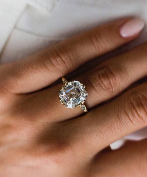 4ct Old Mine Asscher Cut Moissanite - Image 2