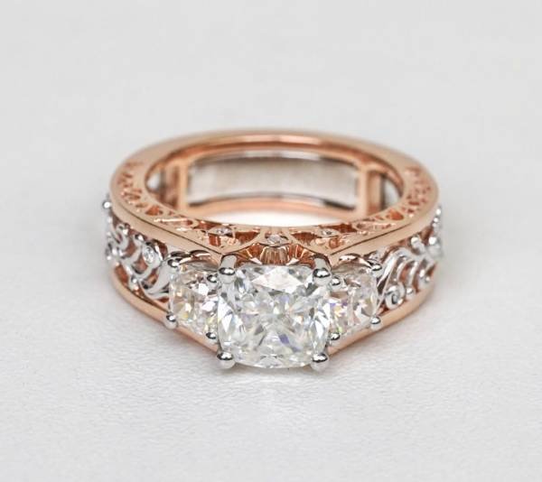 2.5CT Cushion Shape Moissanite