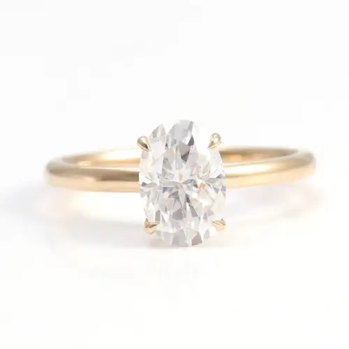 Classic 4 Claw 2ct Oval Cut Moissanite Solitaire Ring With Hidden Halo