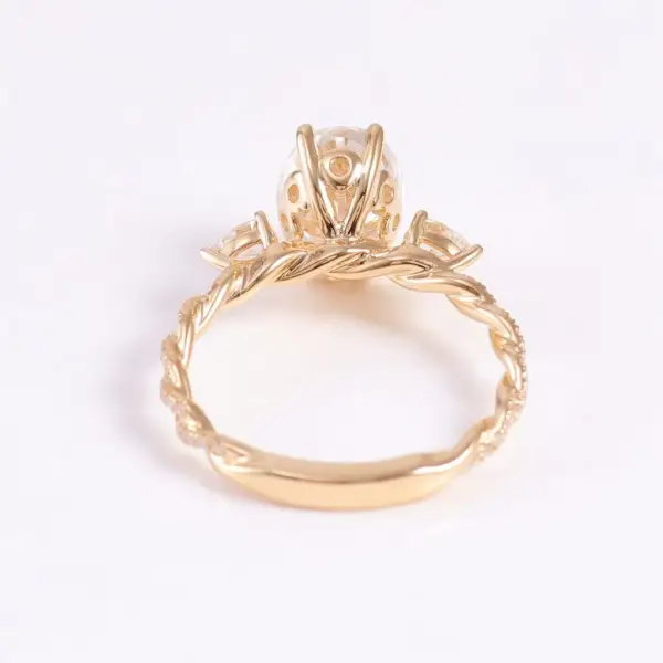 2ct Vintage Twist Band Three-Stone Oval Moissanite Engagement Ring With Pear Cut Accents - Image 5