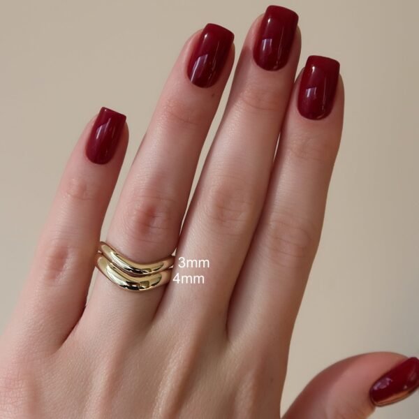 Plain Curved Wedding Band