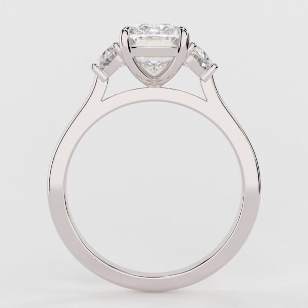 2.5ct Crushed Ice or Brilliant Cut Moissanite with Halfmoon side stones - Image 4