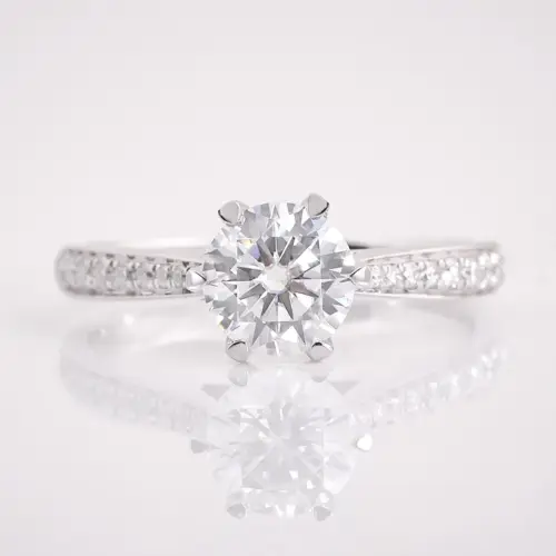 Classic 6-Prong 1ct Moissanite Engagement Ring