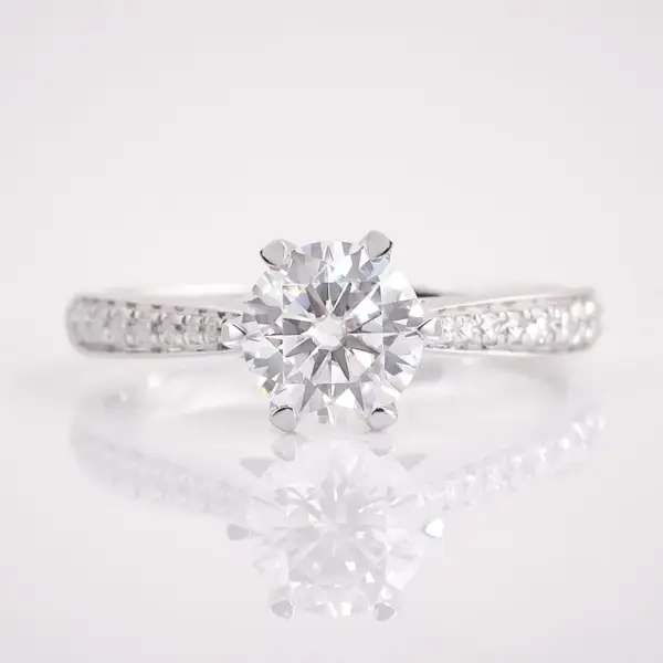 Classic 6-Prong 1ct Moissanite Engagement Ring