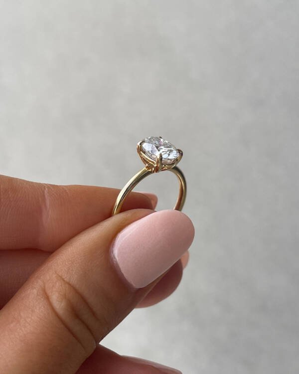2ct Oval Moissanite Plain Solitaire Setting - Image 2