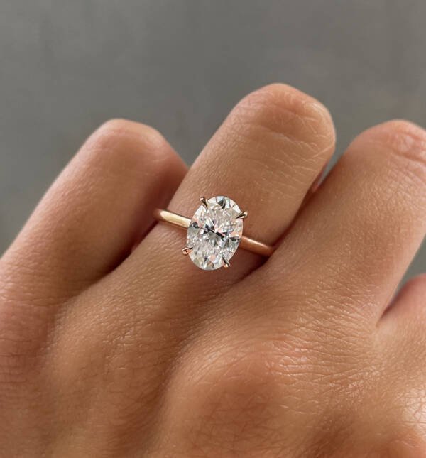 2ct Oval Moissanite Plain Solitaire Setting