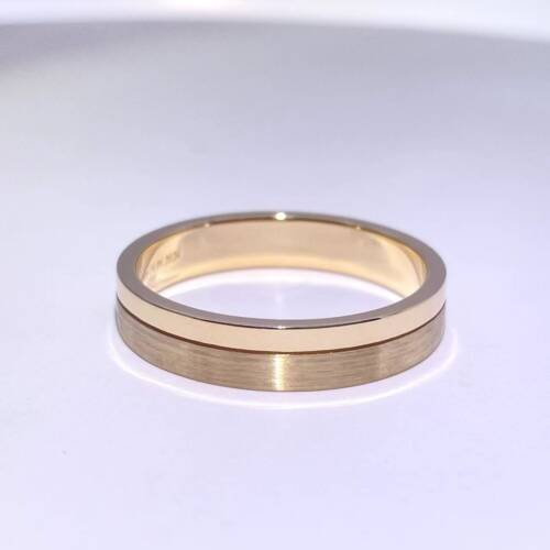 5mm Mens Wedding Band (Combination of a Polish and Brushed Finish)
