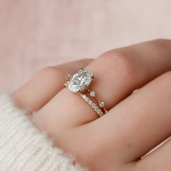1.50CT Oval Cut Moissanite Halo Eternity Bridal Engagement Ring Set - Image 4