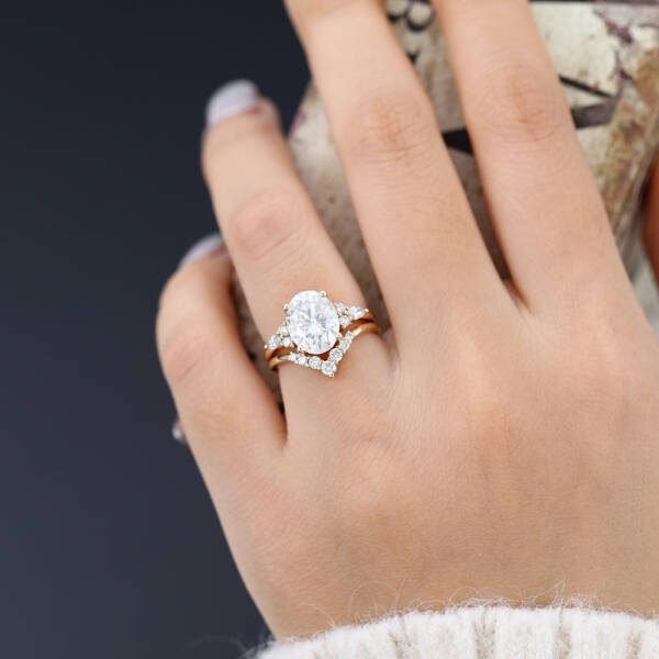 3.0 CT Oval Moissanite Cluster Bridal Ring Set - Image 2
