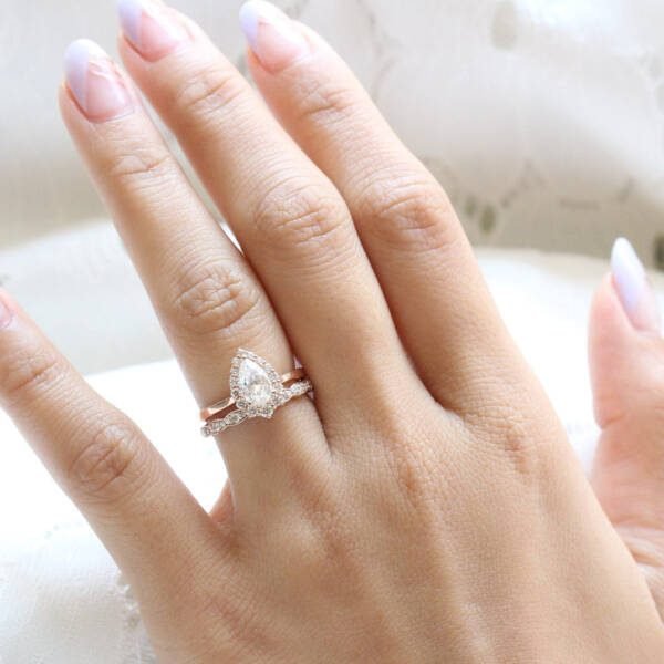 1.0CT Pear Cut Moissanite Halo Bridal Engagement Ring Set - Image 3