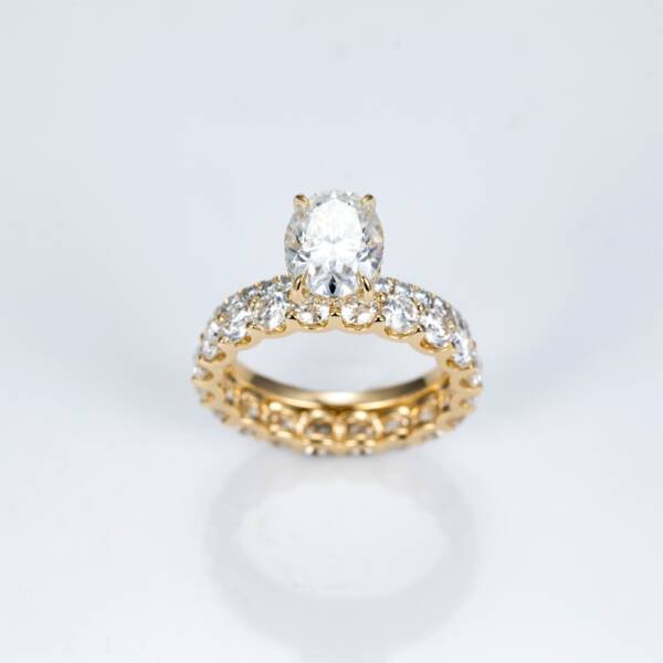 3.0CT Oval Cut Moissanite With Hidden Halo & Full Eternity Bridal Engagement Ring Set - Image 7