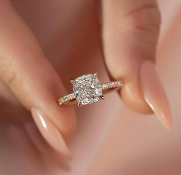 2.5ct Cushion Moissanite Engagement Ring