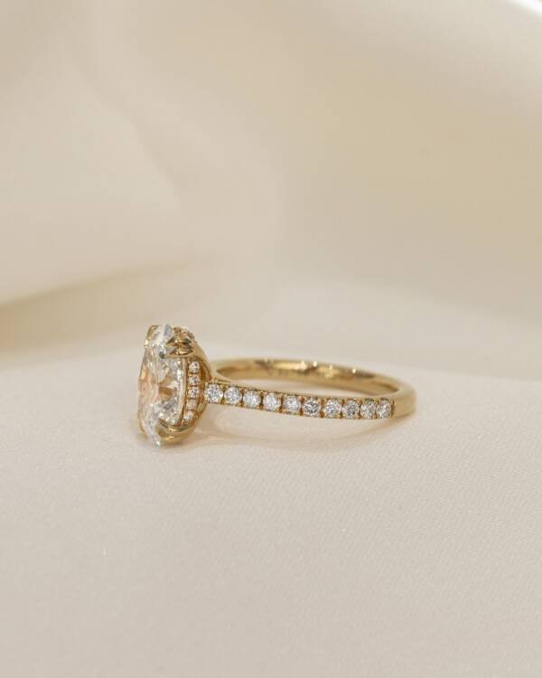 2ct Oval Moissanite With Double Claws And Hidden Halo - Image 3
