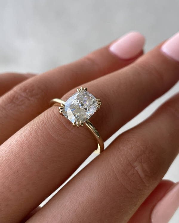 Elongated Cushion Cut With Double Claws