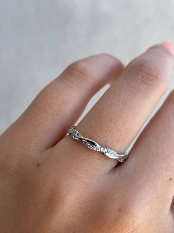 Moissanite Twist Wedding Band