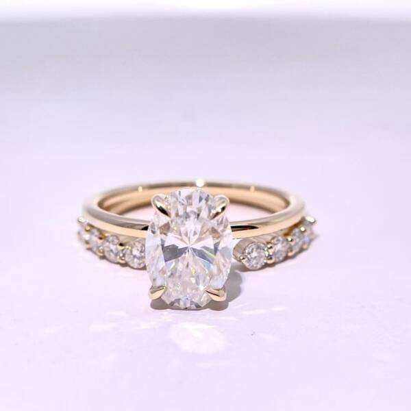 2.5ct Oval Moissanite Engagement Ring With A Matching Open Moissanite Band