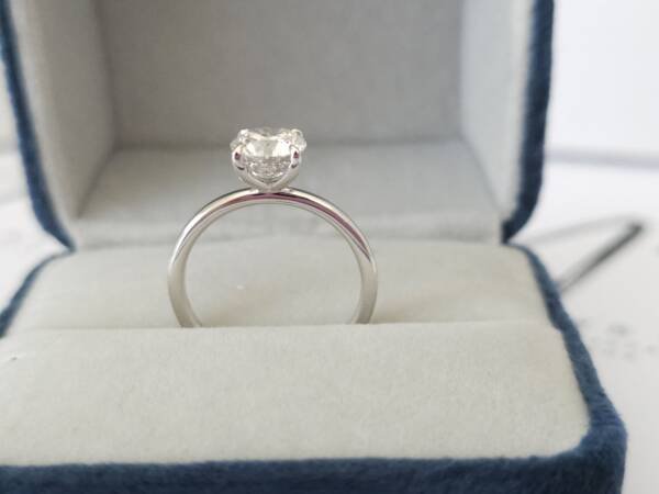 1.46ct Brilliant Round Lab-grown Diamond Engagement Ring - Image 9