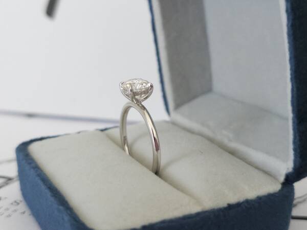 1.46ct Brilliant Round Lab-grown Diamond Engagement Ring - Image 8
