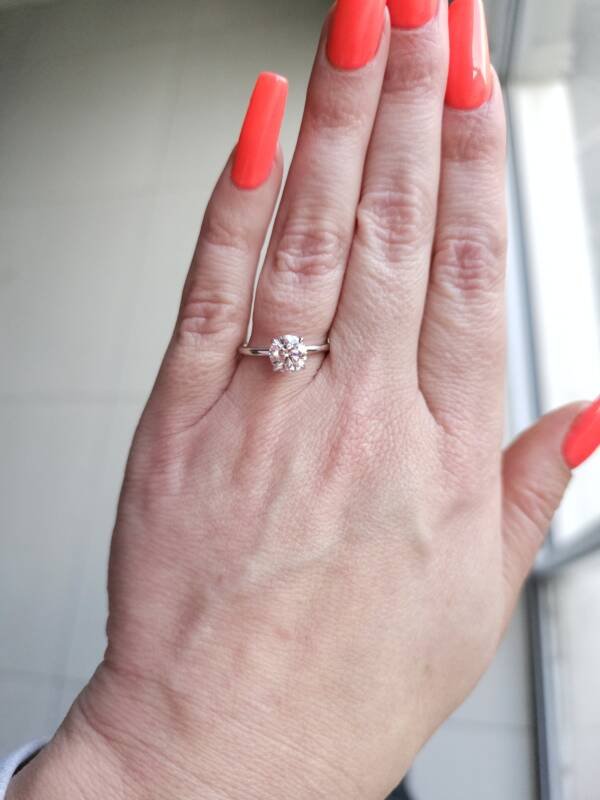 1.46ct Brilliant Round Lab-grown Diamond Engagement Ring - Image 5