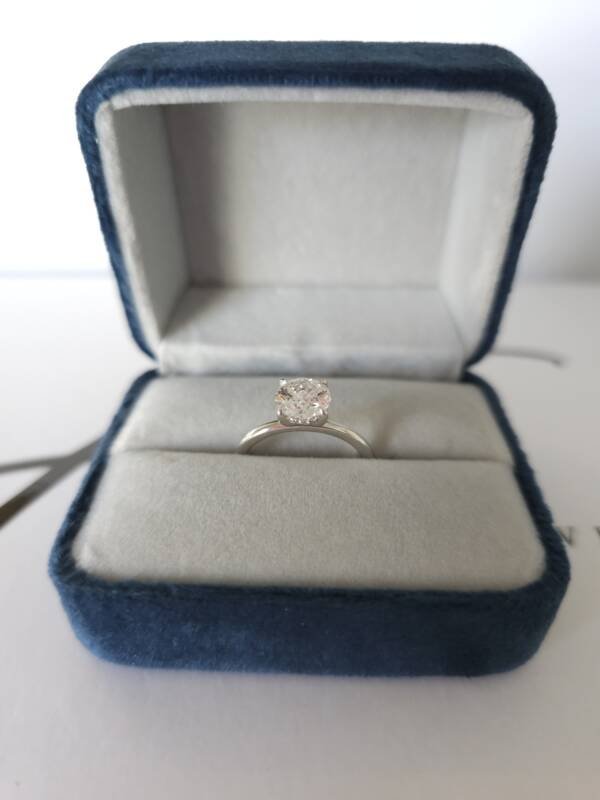 1.46ct Brilliant Round Lab-grown Diamond Engagement Ring - Image 12
