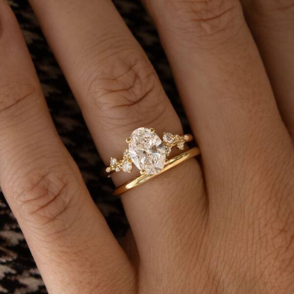 1.5ct Oval Lab-grown Diamond Engagement Ring With Micro Set Cluster Stones - Image 3