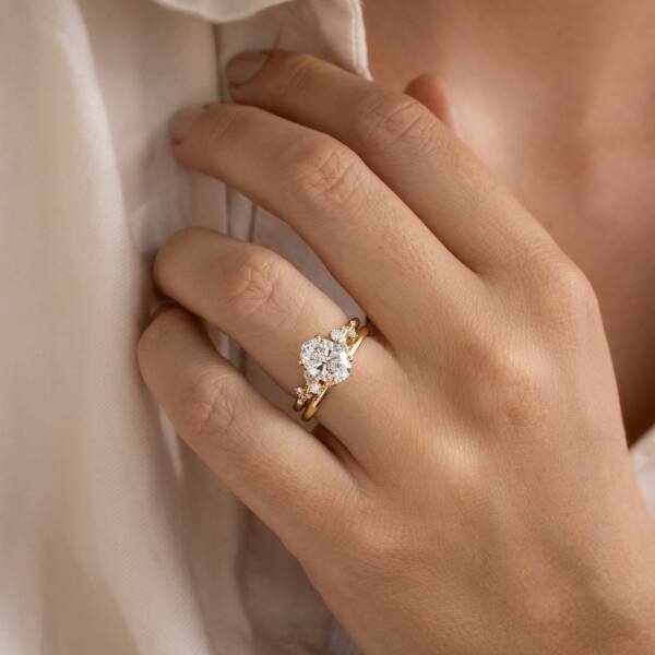 1.5ct Oval Lab-grown Diamond Engagement Ring With Micro Set Cluster Stones - Image 4