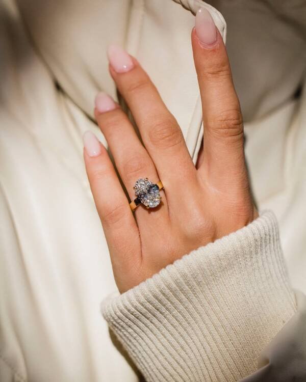 5.1ct Oval Brilliant Lab-grown Diamond Engagement Ring