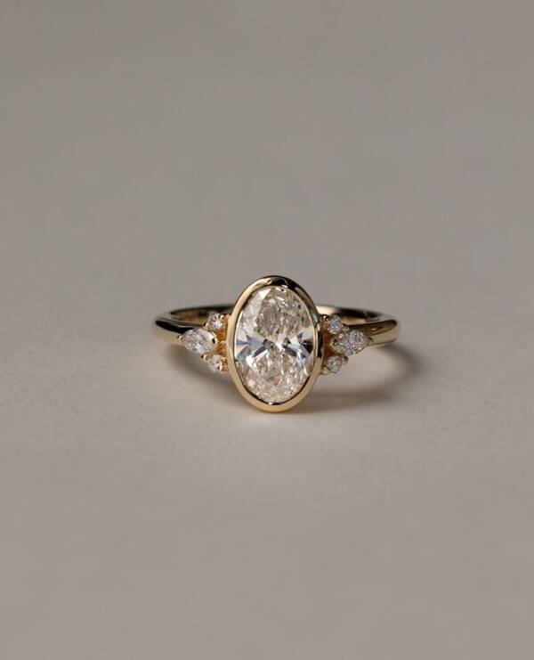 1.7ct Oval Floating Bezel With Side Stones - Image 3