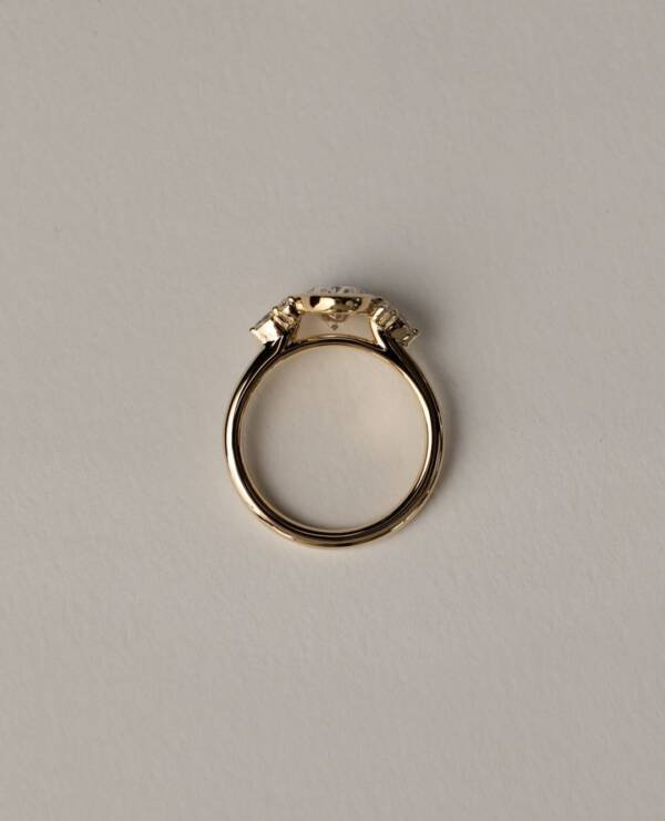 1.7ct Oval Floating Bezel With Side Stones - Image 4